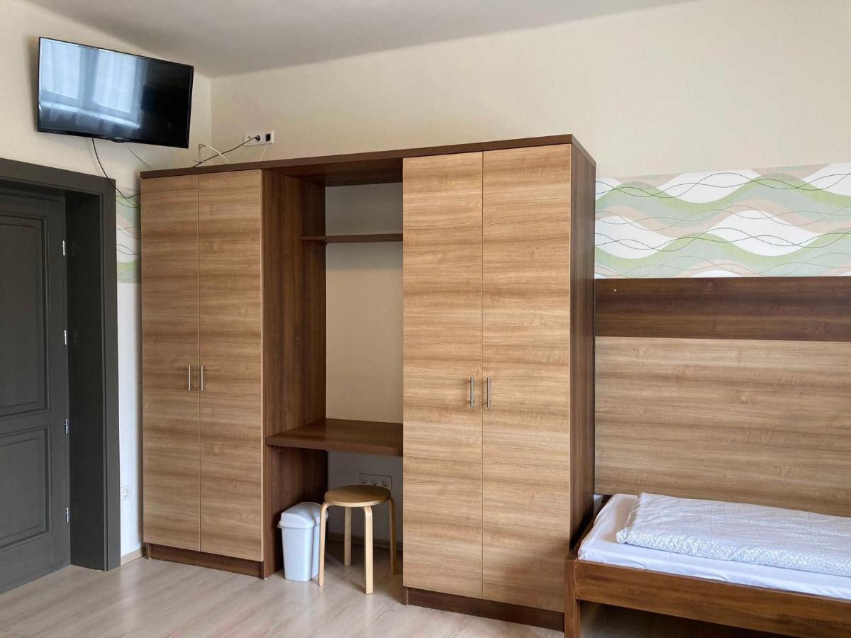 Toronyi Vendeghaz Hotel Bagian luar foto