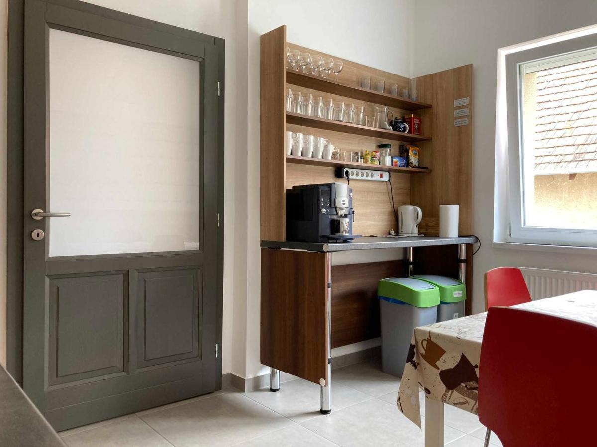 Toronyi Vendeghaz Hotel Bagian luar foto