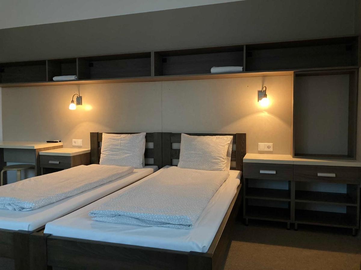 Toronyi Vendeghaz Hotel Bagian luar foto