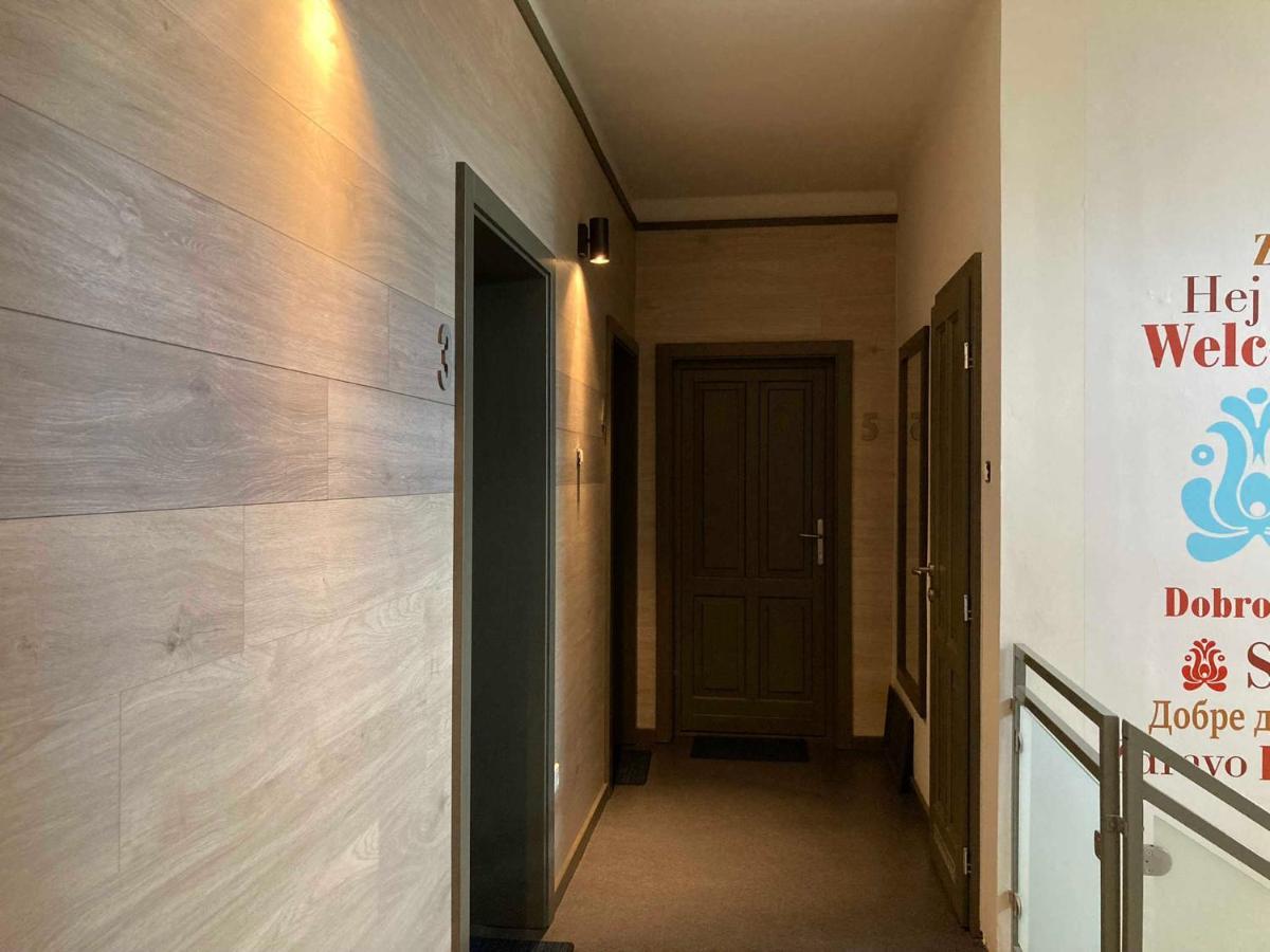 Toronyi Vendeghaz Hotel Bagian luar foto
