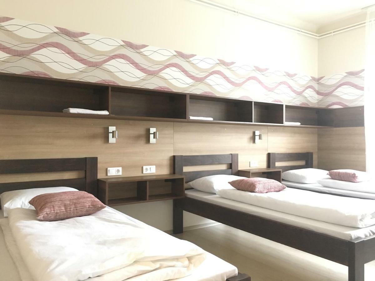Toronyi Vendeghaz Hotel Bagian luar foto