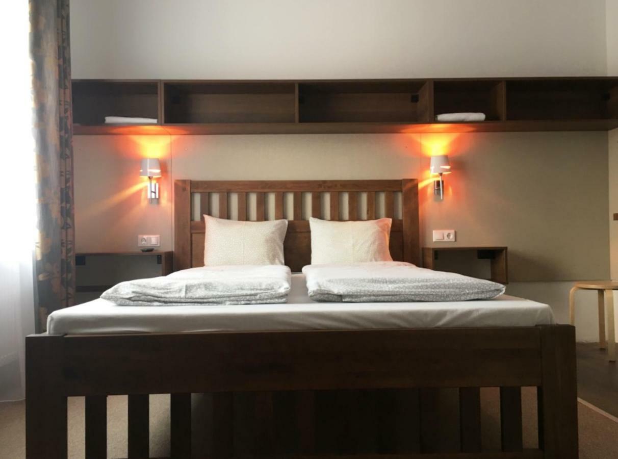 Toronyi Vendeghaz Hotel Bagian luar foto